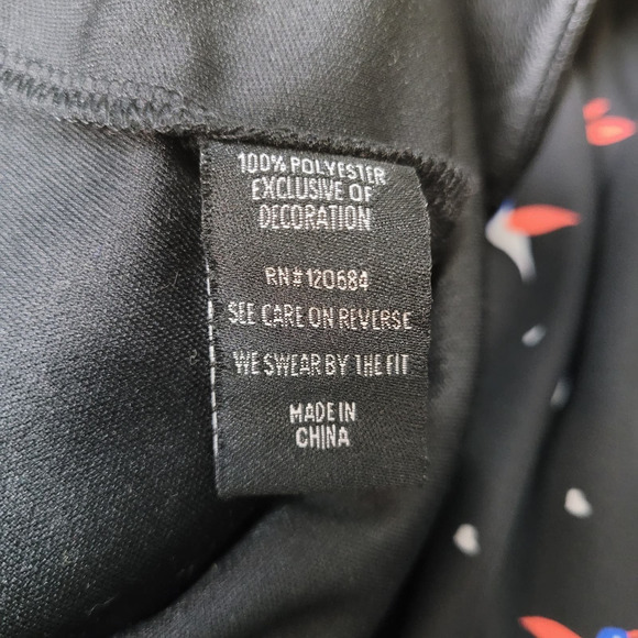 Torrid Knee Length Flare Skirt Plus Skater Black  Studded Novelty Print Birds - Picture 16 of 16